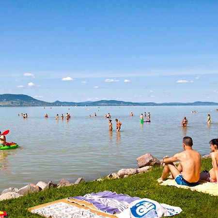 فيلا Hellomaria Balatonmáriafürdő المظهر الخارجي الصورة